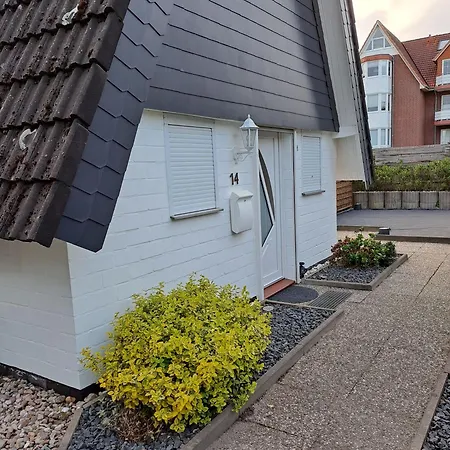 Ferienhaus, Am Ringwall 14 * Duhnen